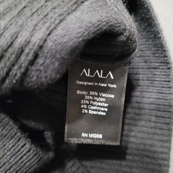 Alala Black Goddess Cashmere Blend Crew Neck Racerback Crop Top Knit Tank NWOT M - Picture 8 of 11